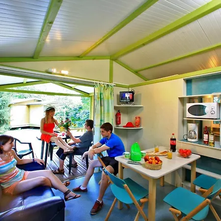 营地 Camping La Chataigneraie