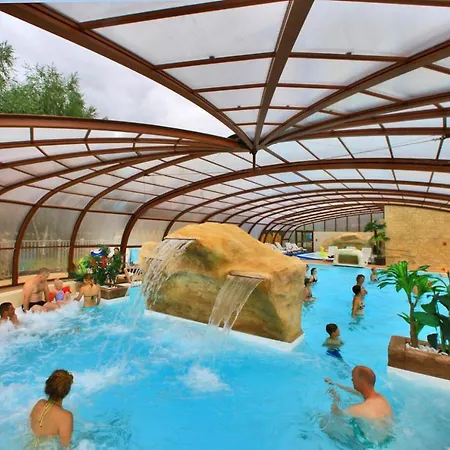 Camping La Chataigneraie * Prats-de-Carlux